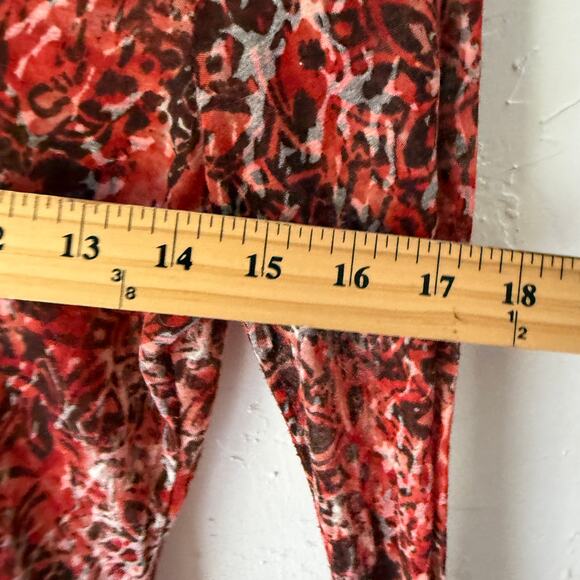 Maurices Red Sheer Abstract Print Long Sleeve Top M Y2K Stretch Fitted Burnout - Picture 7 of 8